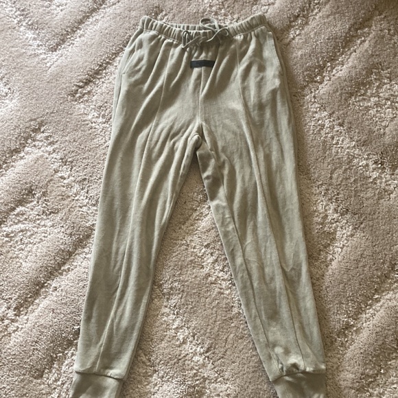 Essentials joggers - Picture 5 of 7